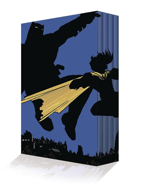 DARK KNIGHT RETURNS COLLECTORS EDITION BOX SET (Backorder, Allow 4-5 Weeks)